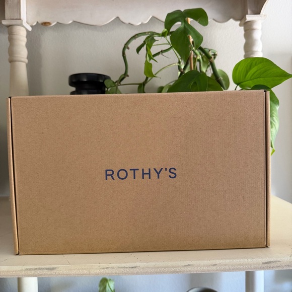 Rothy’s The Casual Clog in Dove (9) - Picture 10 of 14